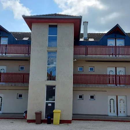 Margareta Apartmanhaz Aparthotel Balatonlelle